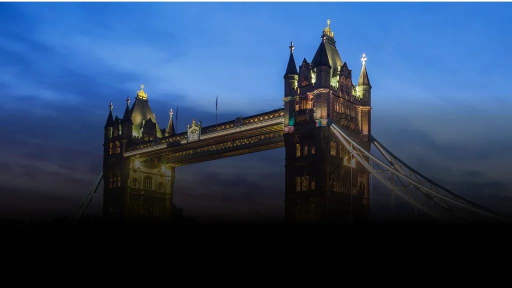 new-modern-townhouses-palm-trees 2